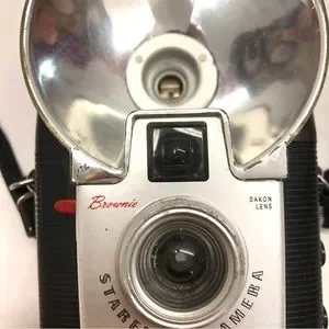 Appareil Photo Vintage Kodak Brownie Starflash – Argentique Retro – Collection